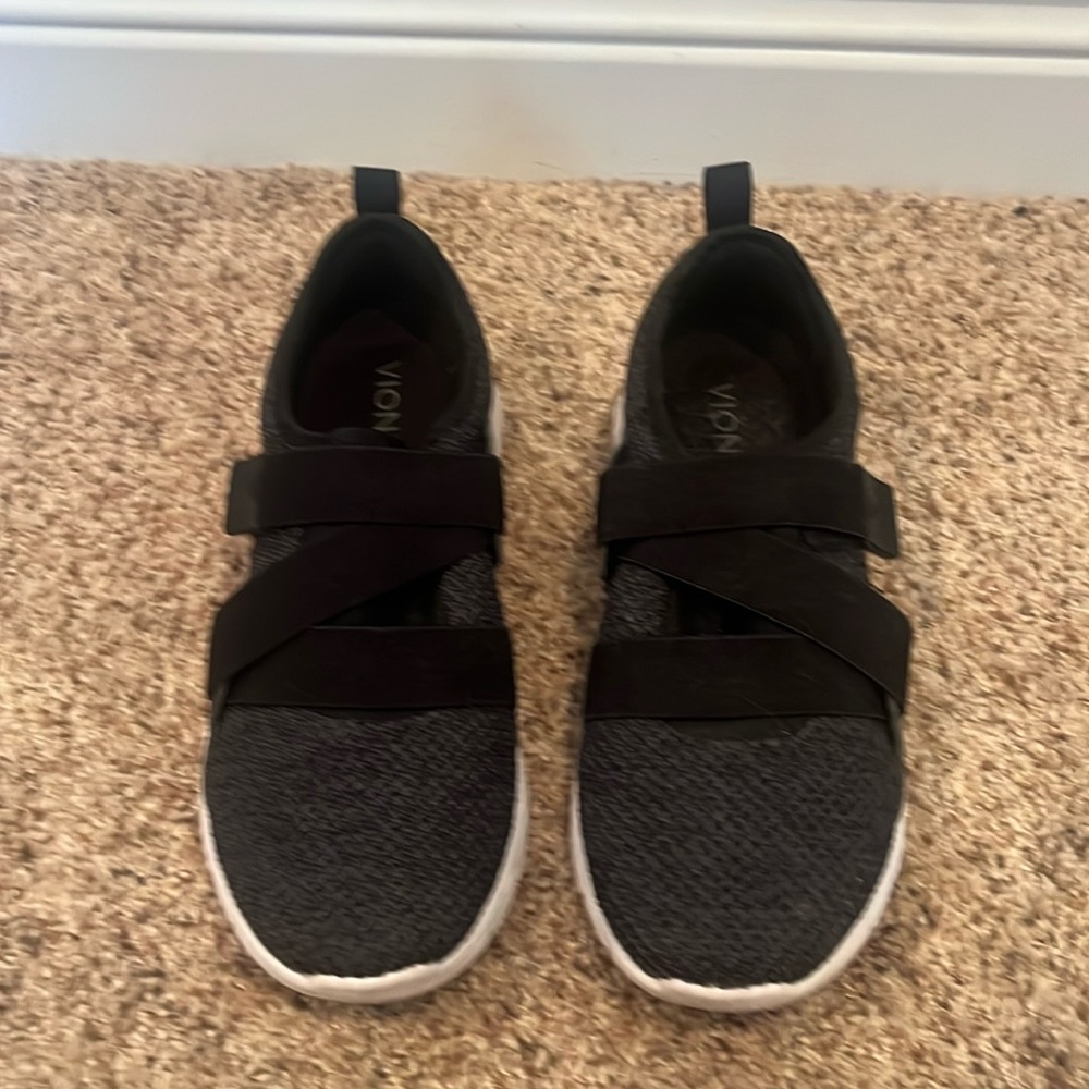 Vionic sneakers